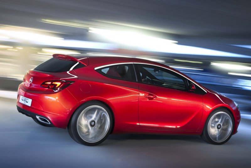 Opel Astra GTC концепт