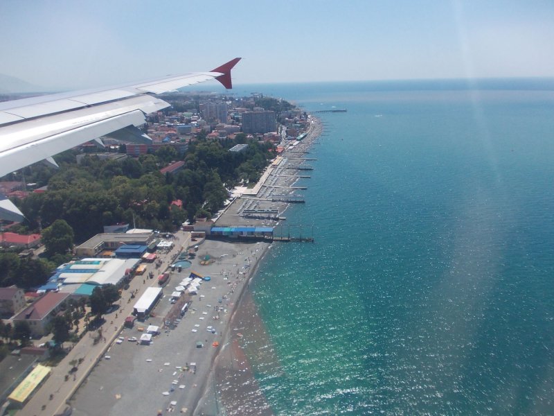 Аэропорт Адлер Сочи вид на море