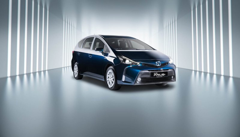 Toyota Prius 4
