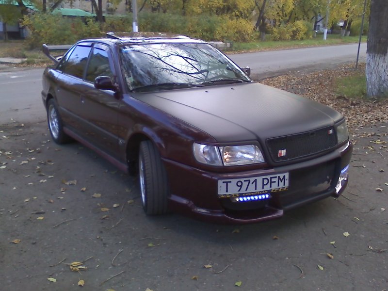 Ауди 100 с4 бункер