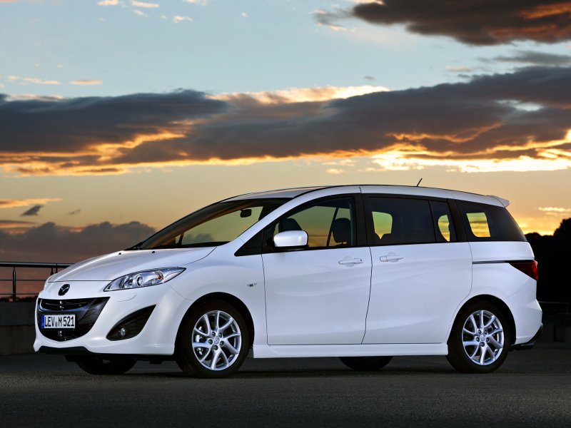 Mazda5 компактвэн