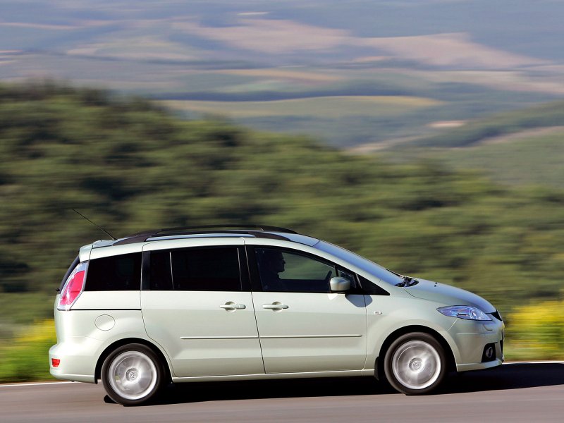 Mazda5 компактвэн