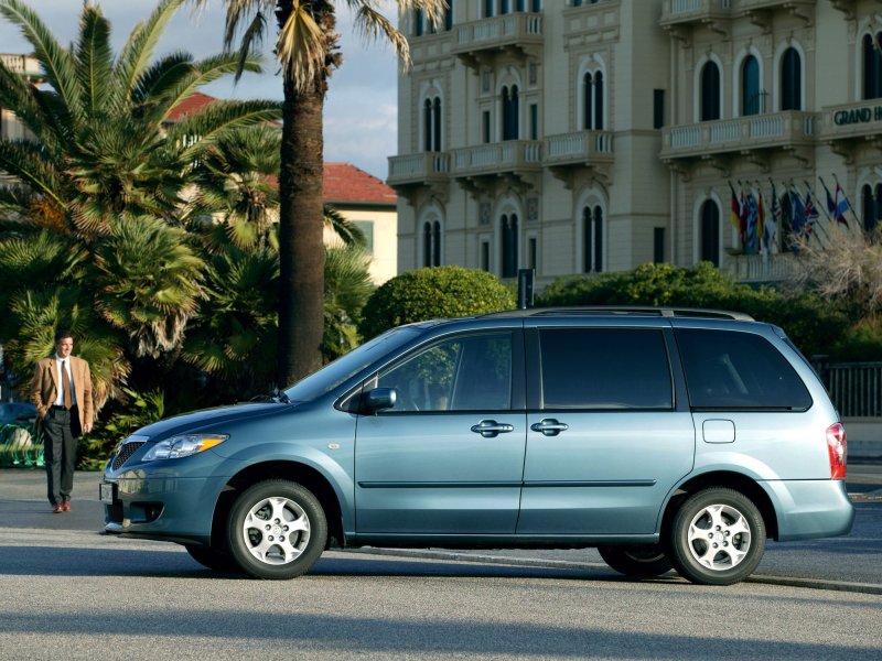 Mazda MPV 2