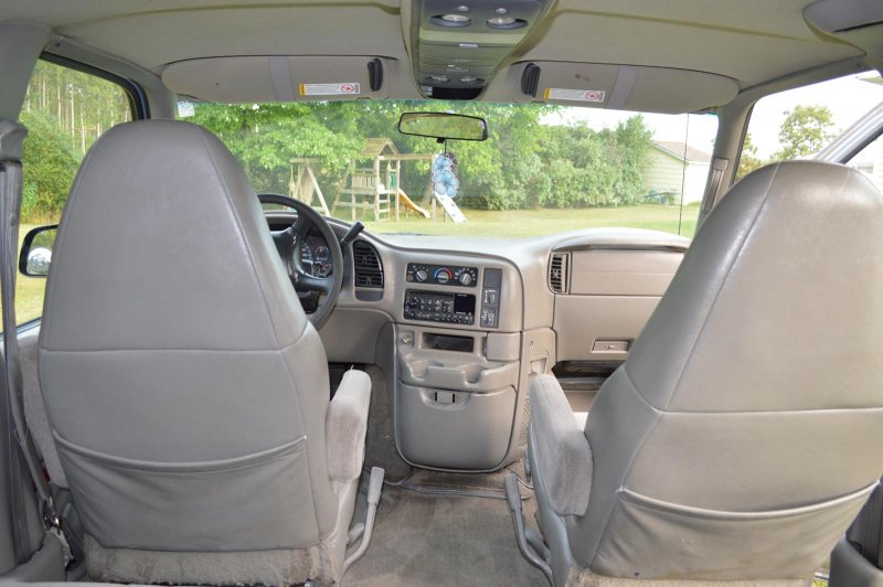 Chevrolet Astro 1992 салон