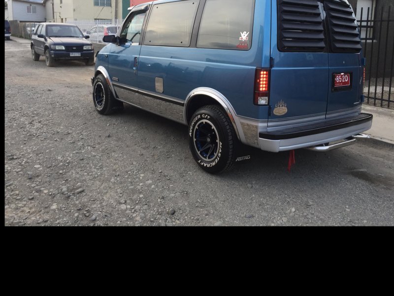Chevrolet Astro van 1992