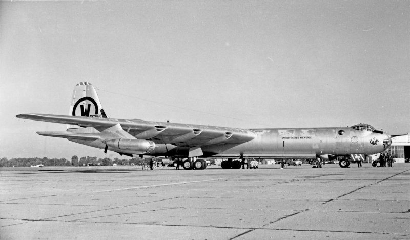 Б-36 Миротворец