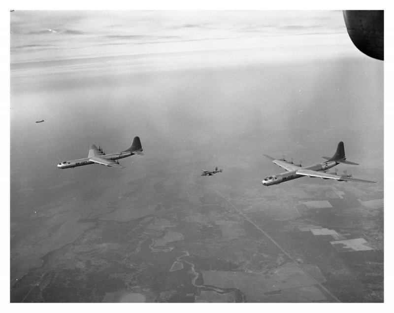 Convair b-36 и b-29