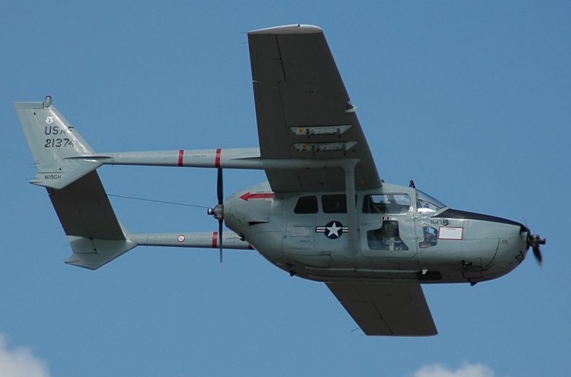 Cessna o-2a Skymaster