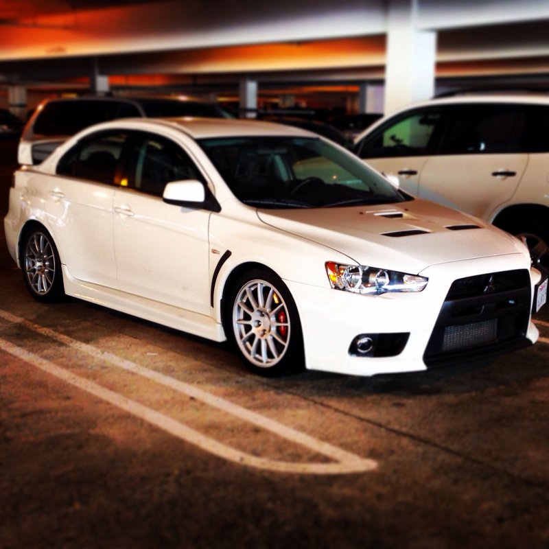 Mitsubishi Lancer Evolution 10