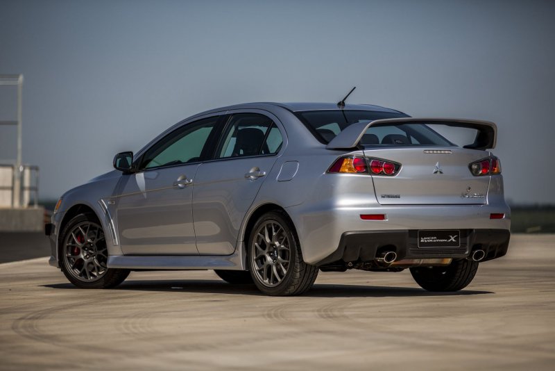 Mitsubishi Lancer EVO 10