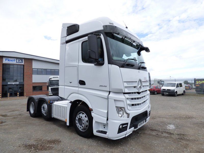 Mercedes Actros 2651