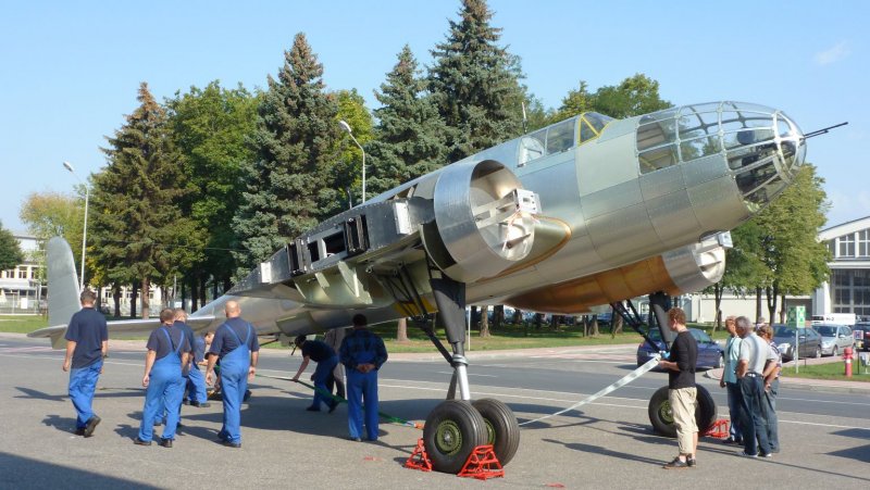 Польский бомбардировщик Лось