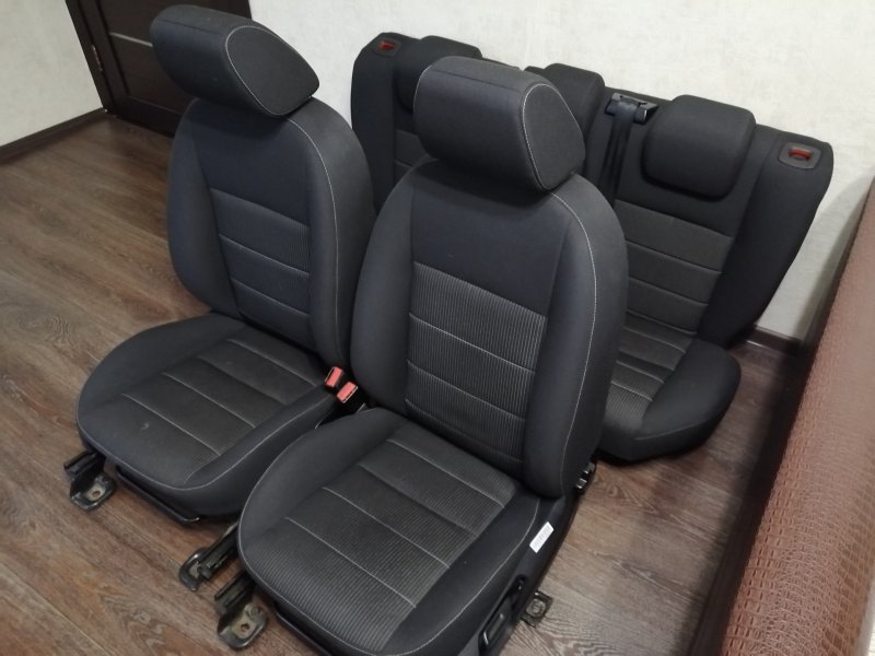 Ford Focus 2 сиденья