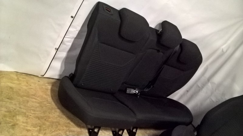 Чехлы Ford Focus 2
