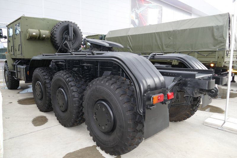 Урал-63099 военный
