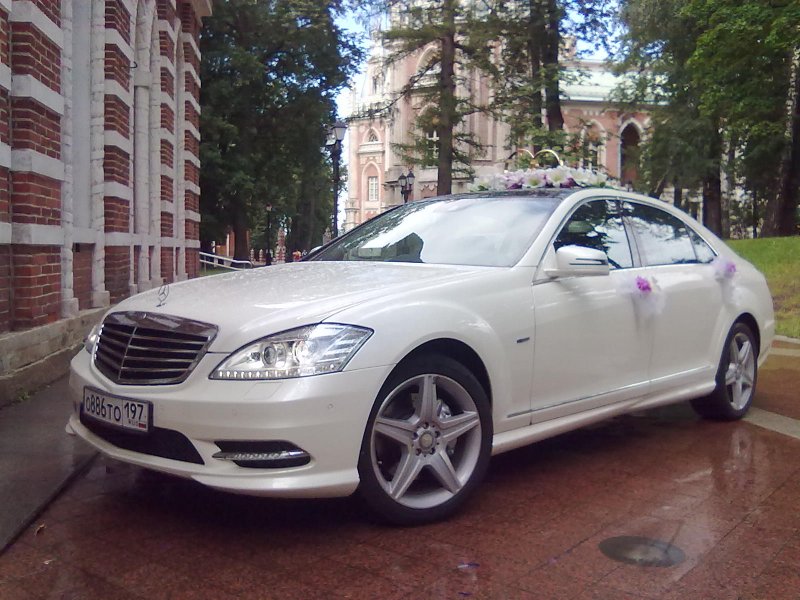 Mercedes Benz s 500 w 221 белый