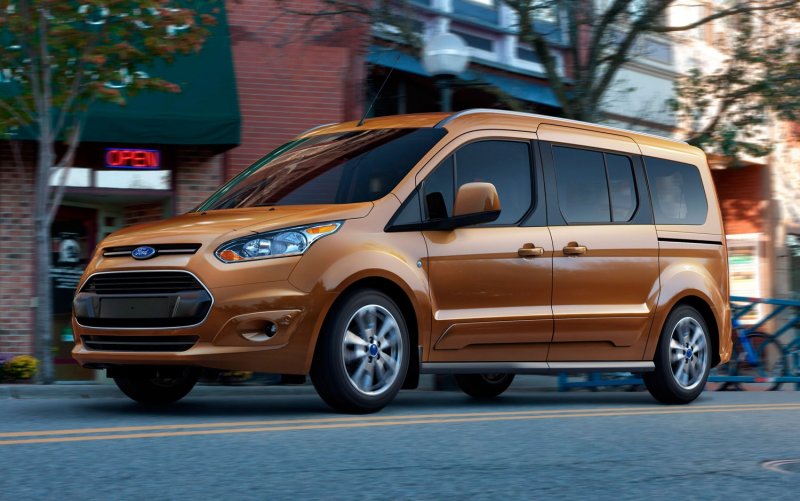 Ford Grand Tourneo connect 2013
