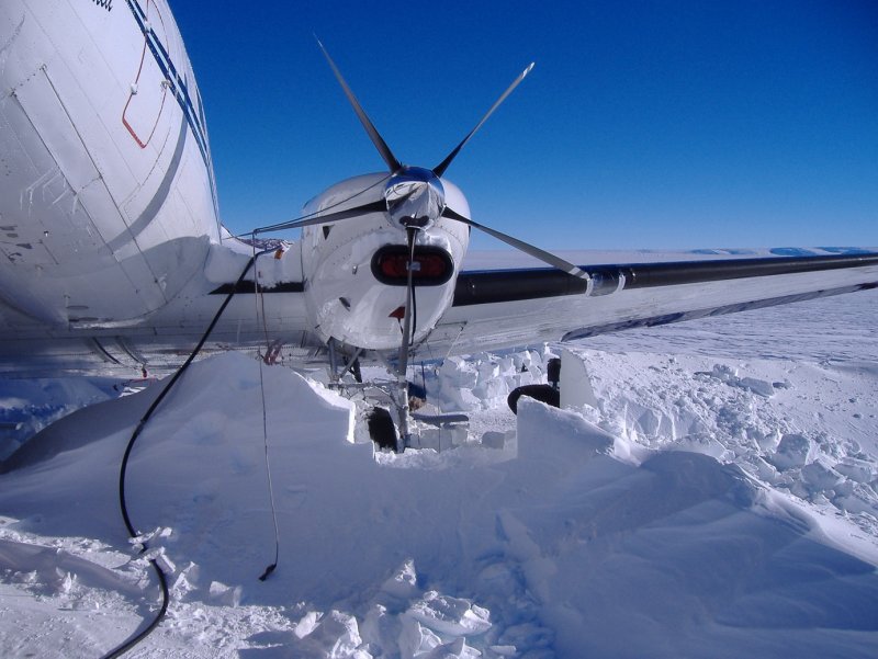 Basler BT-67 В Антарктиде