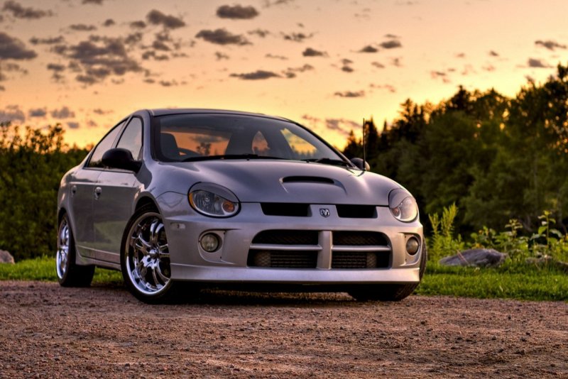 Dodge Neon 2 srt