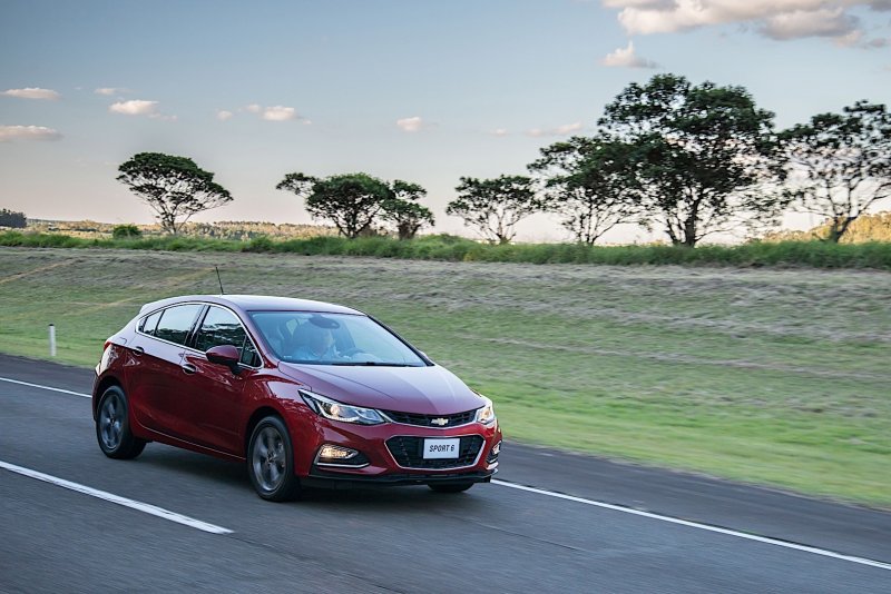 Chevrolet Cruze хэтчбек 2017