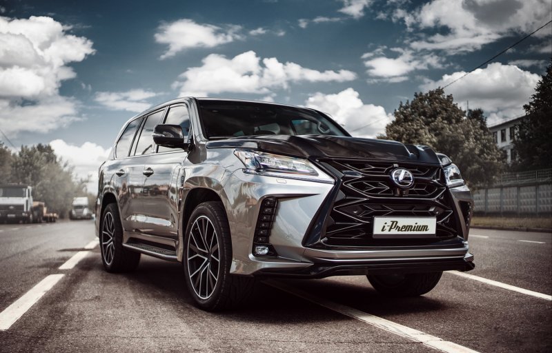 Lexus LX 570 MTR Nemesis