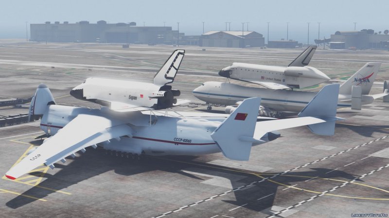 Мрия АН-225 Буран