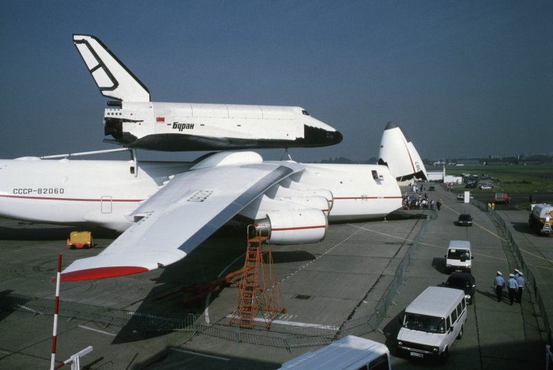 АН-225 «Мрия» 1988