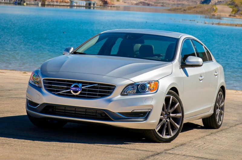 Машина Volvo s60