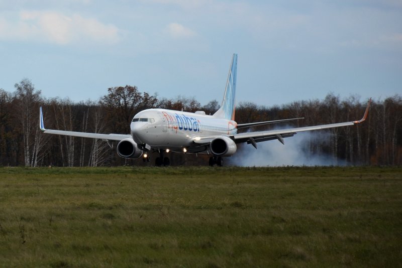 Авиалайнер Боинг 747