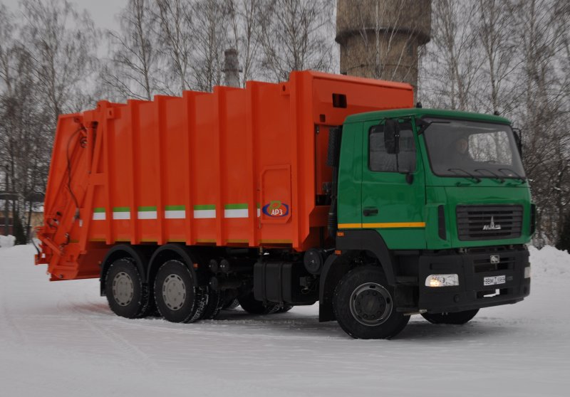 МАЗ 5340 мусоровоз