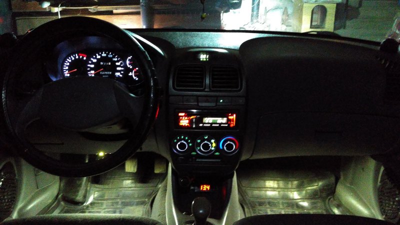 Hyundai Accent 2007 салон чёрный
