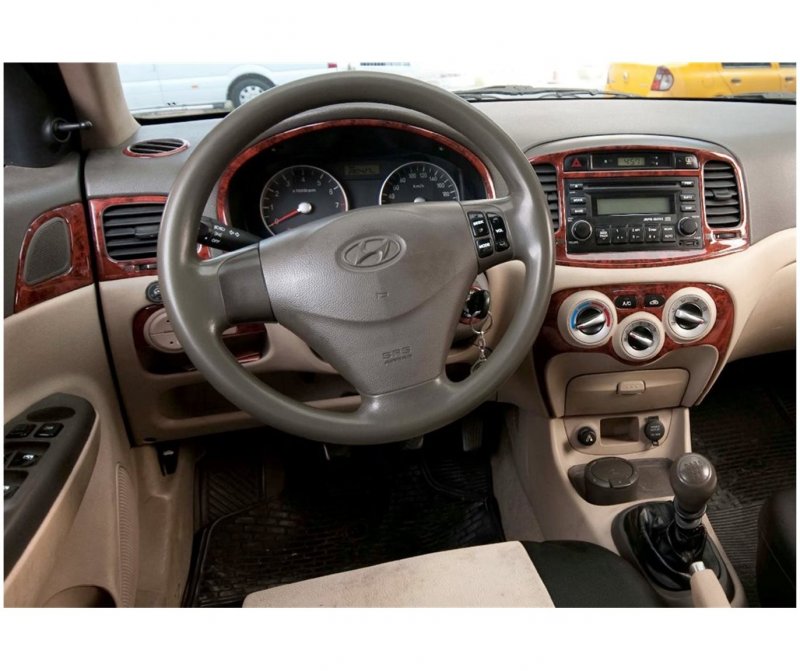 Hyundai Accent 2006 салон