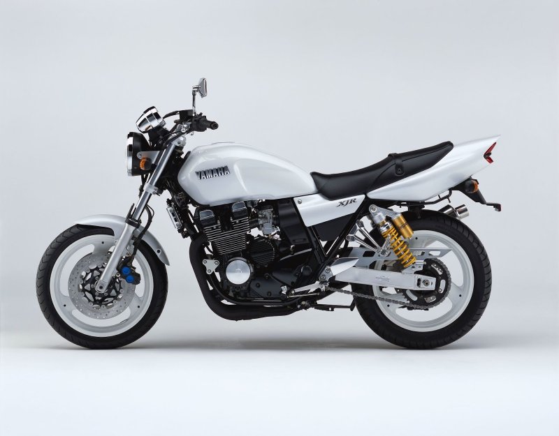 Yamaha XJR 400