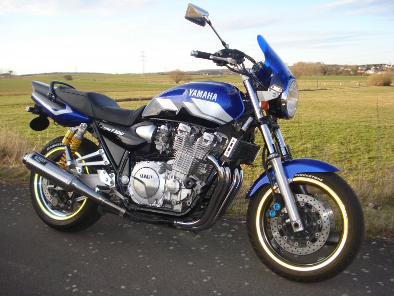 Yamaha XJR 1300