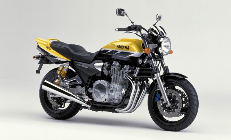 Yamaha XJR 600 2001