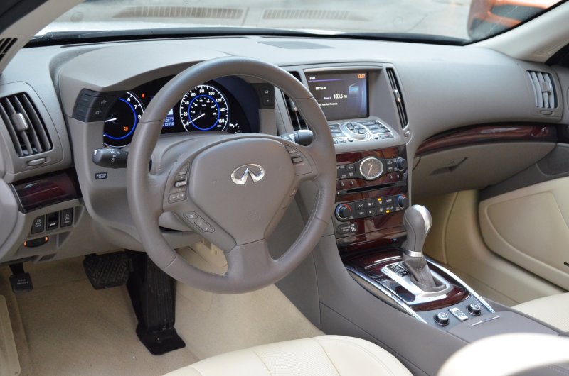 Инфинити g37 салон Сток