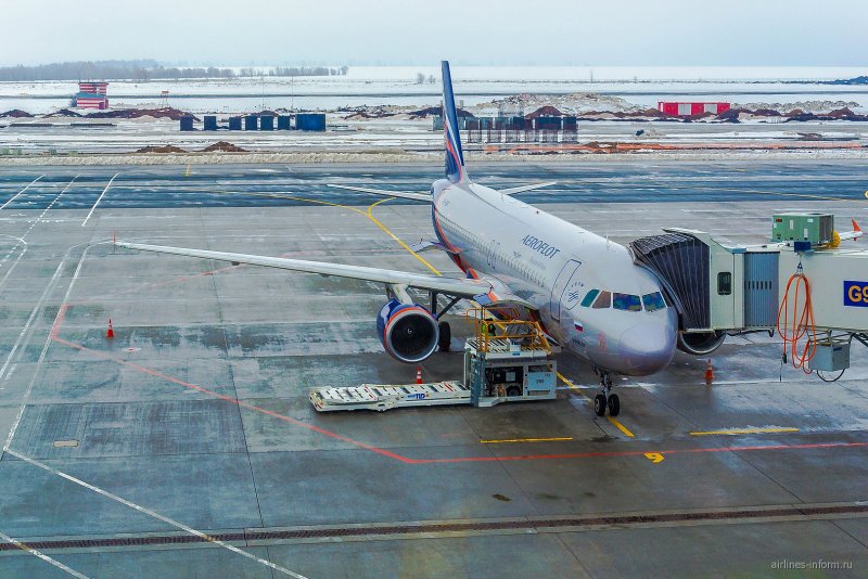 Самолет a320 в Шереметьево