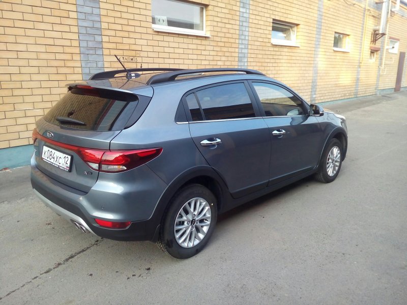 Kia Rio x-line 2019 красный