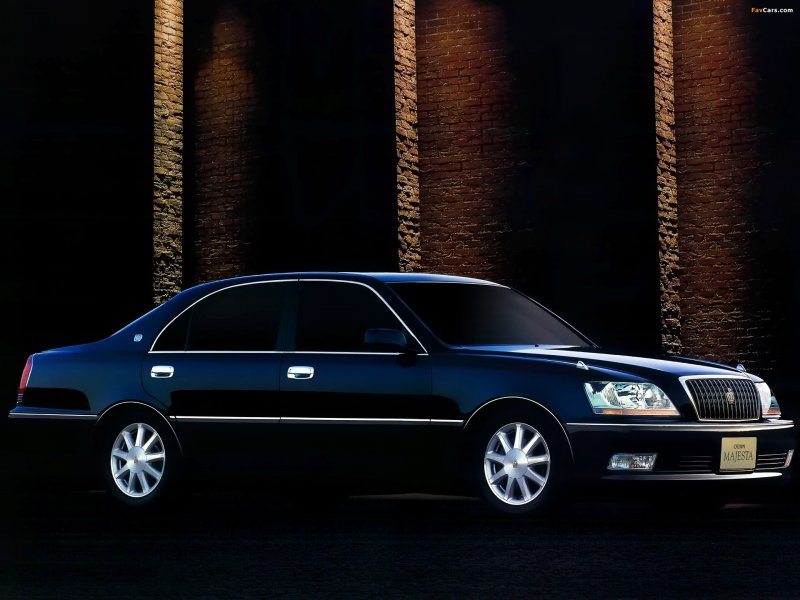 Toyota Crown Majesta 140
