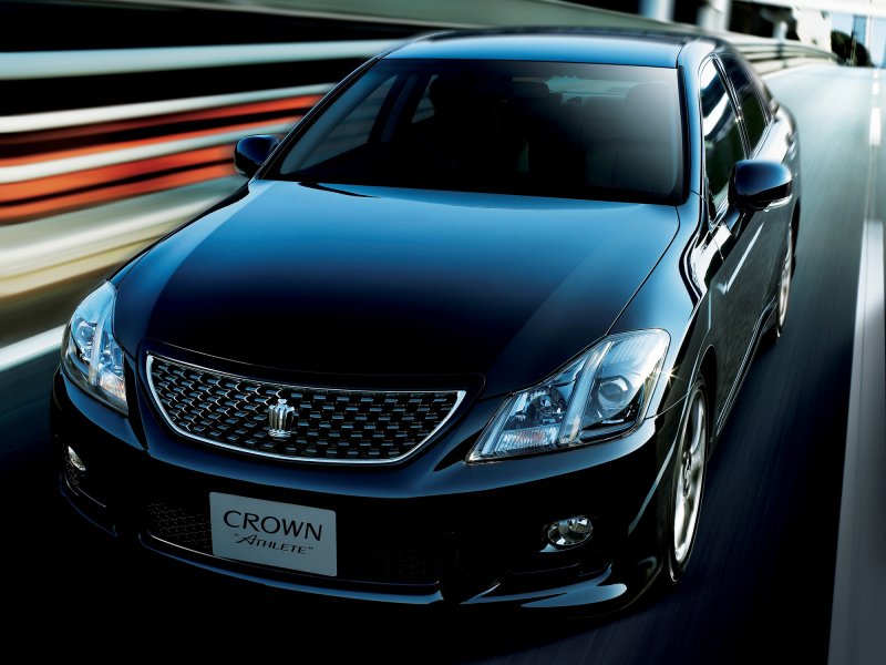 Toyota Crown s210 Royal