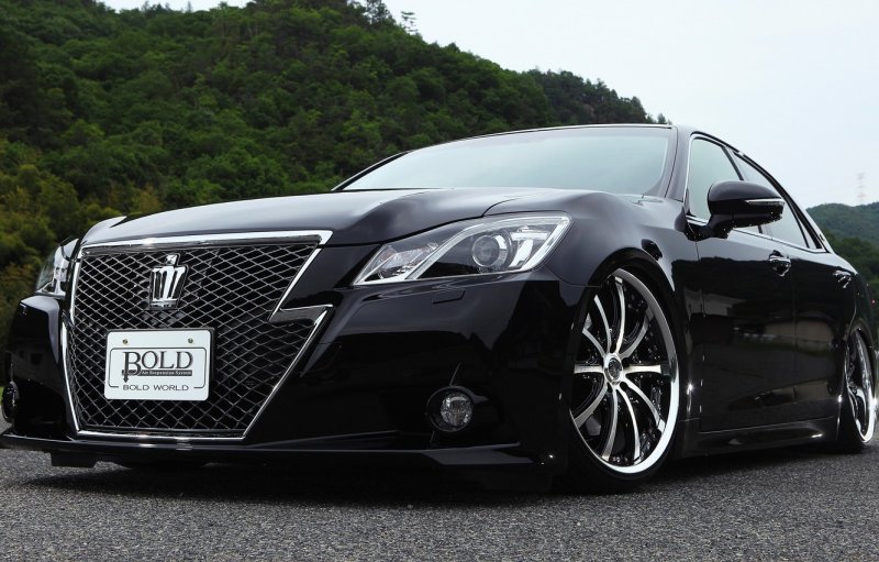 Toyota Crown 2012