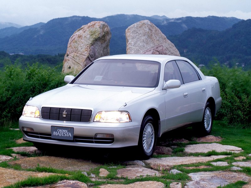 Тойота Crown s200 2008