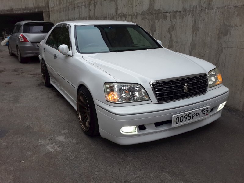 Тойота Краун s140