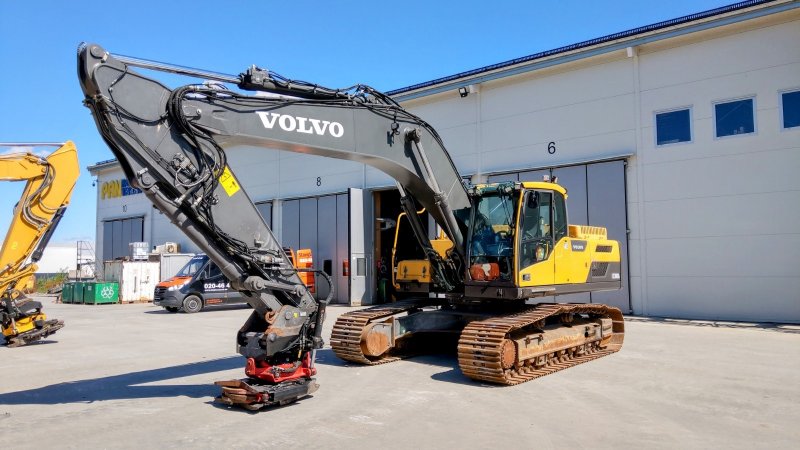 Экскаватор Volvo ec380dl