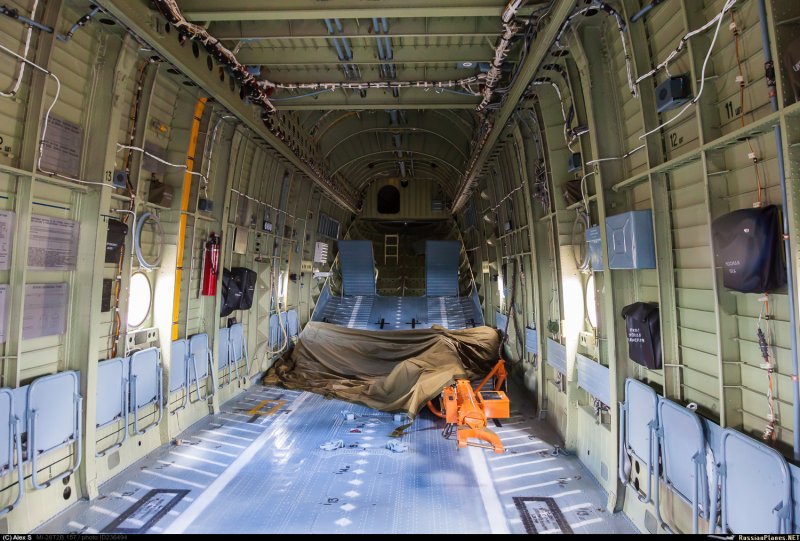 Самолет АН-24 АН-26