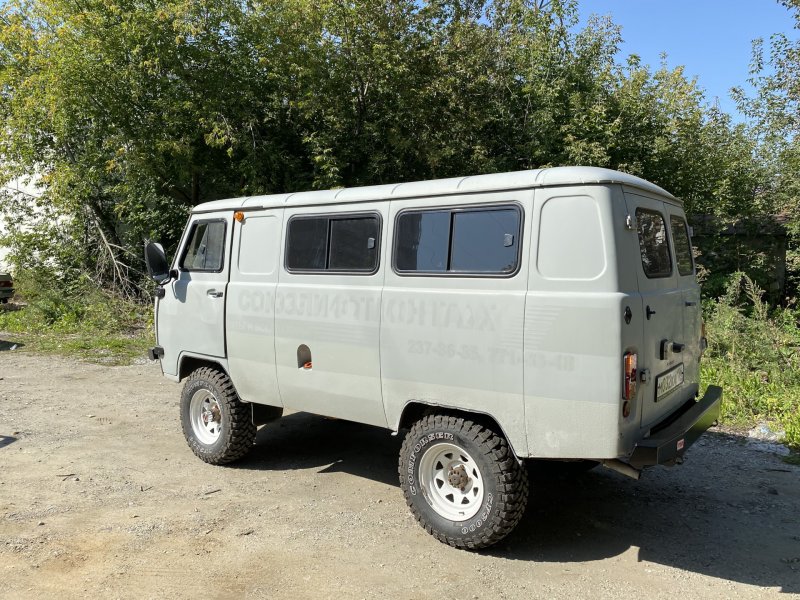 УАЗ 452 2012 сзади