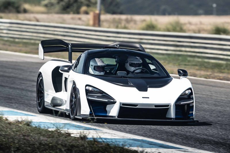 MCLAREN Senna Price