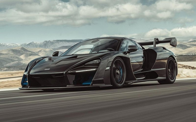 2018 MCLAREN Senna