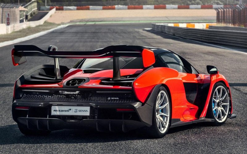 MCLAREN Senna