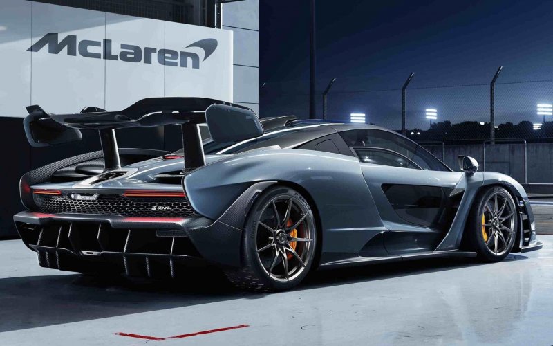 Машина MCLAREN Senna